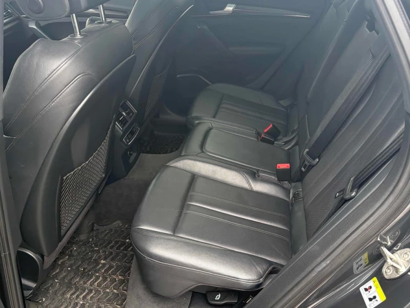Audi SQ5 * Technik * CARFAX * БЕЗ ПЪРВОНАЧАЛНА ВНОСКА, снимка 13 - Автомобили и джипове - 53102532