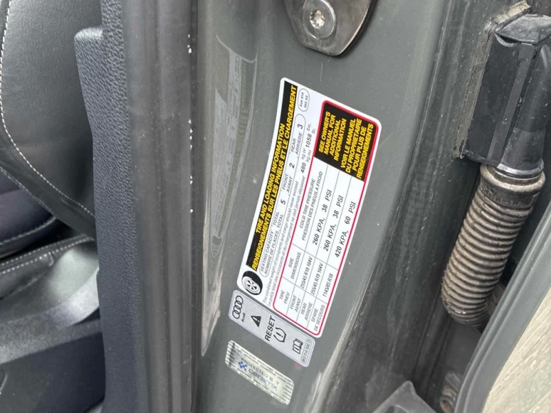 Audi Q3 2024 Technik * CARFAX * БЕЗ ПЪРВОНАЧАЛНА ВНОСКА, снимка 14 - Автомобили и джипове - 53182923