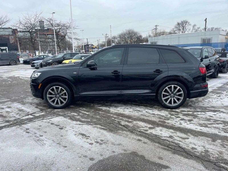 Audi Q7 Progressiv  CARFAX, снимка 2 - Автомобили и джипове - 53391777