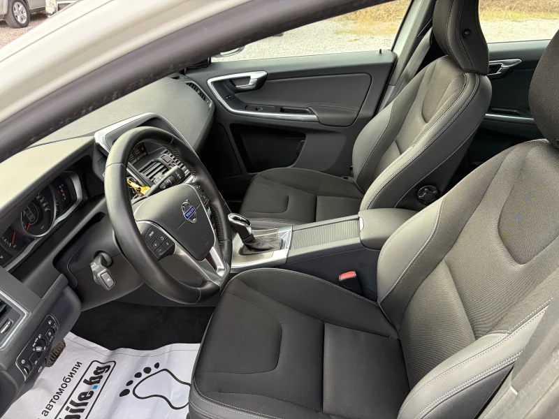 Volvo XC60 2.4D4-163k.c.Momentum 4WD /182000km./, снимка 10 - Автомобили и джипове - 53430298