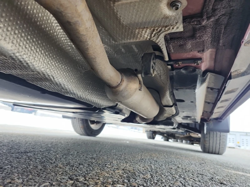 Toyota Rav4 XLE Hybrid* Подгреви* Подгрев на волана* Панорама, снимка 16 - Автомобили и джипове - 53560749