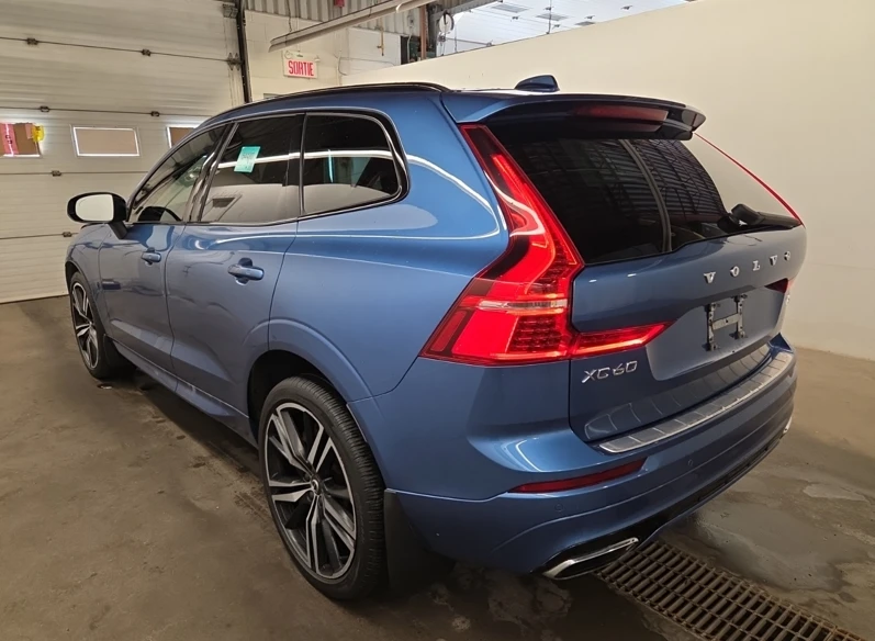 Volvo XC60 R-DESIGN T6 AWD CARFAX, снимка 4 - Автомобили и джипове - 54763637
