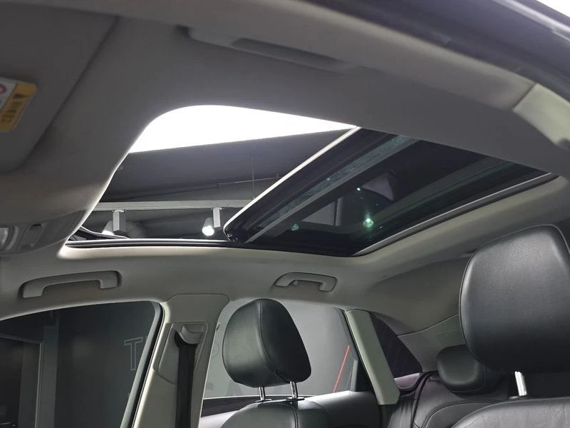 Audi Q3 * 2.0TDI* QUATTRO* ЦЕНАДОБГ!, снимка 15 - Автомобили и джипове - 55643202