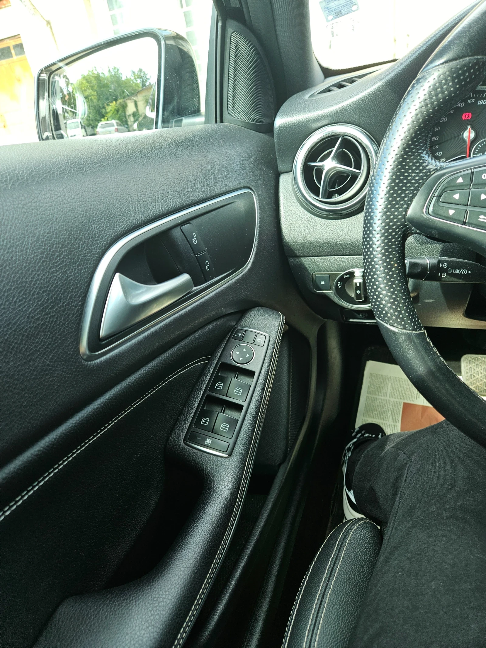 Mercedes-Benz GLA 220, снимка 1