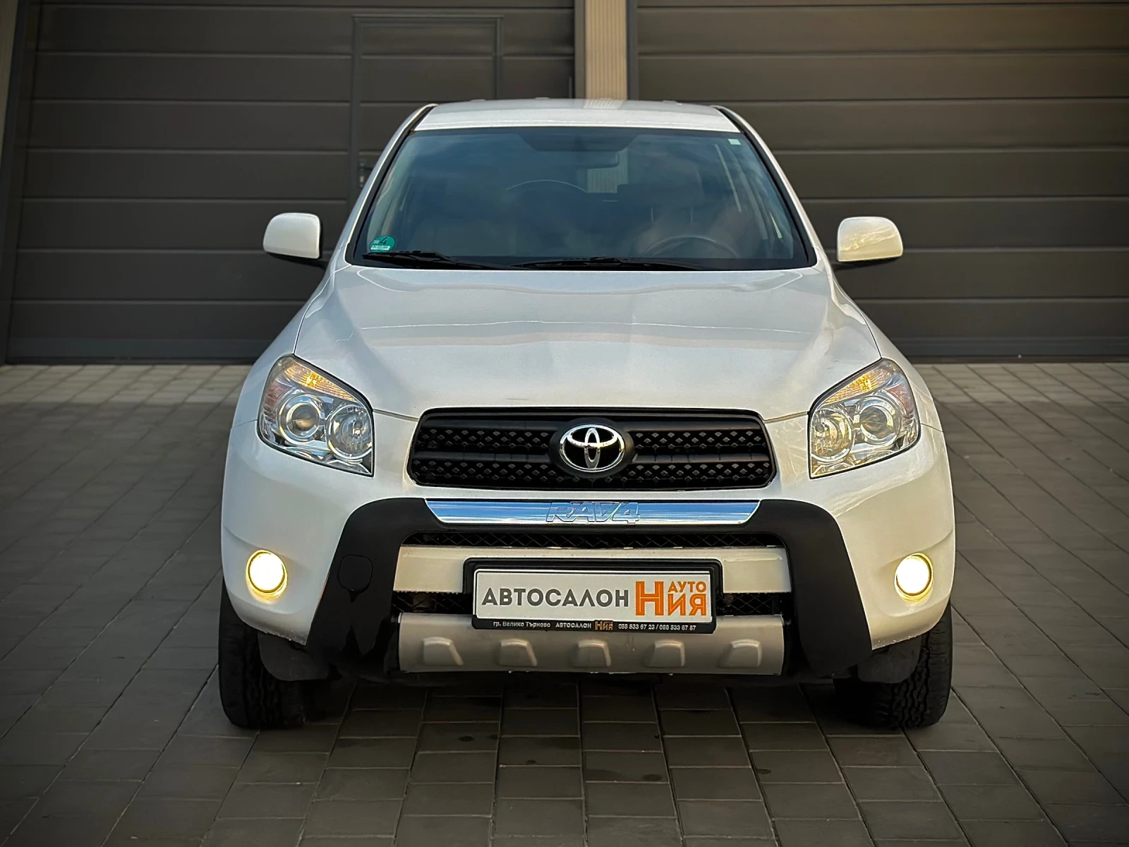 Toyota Rav4 2.2 D-4D * Кожа* Подгрев*  - изображение 2