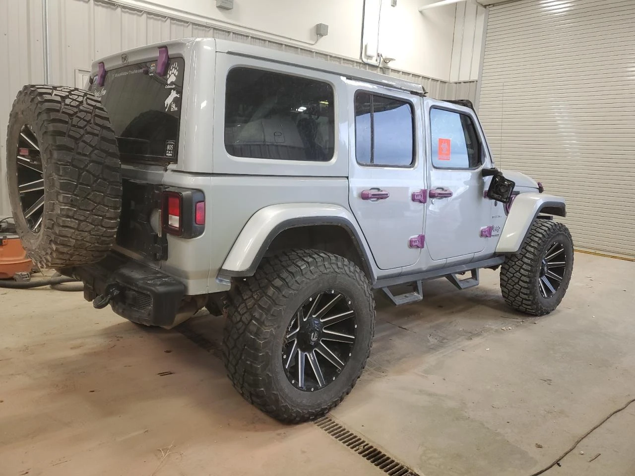 Jeep Wrangler 2022 JEEP WRANGLER UNLIMITED SAHARA  - изображение 7