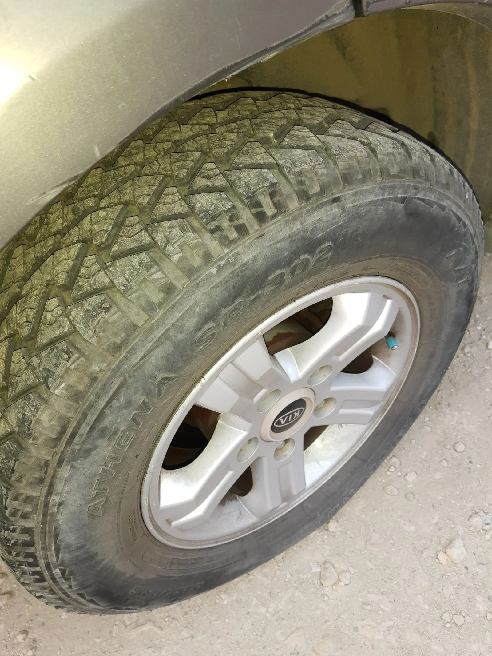 Kia Sorento 2.5 CRDI - изображение 3