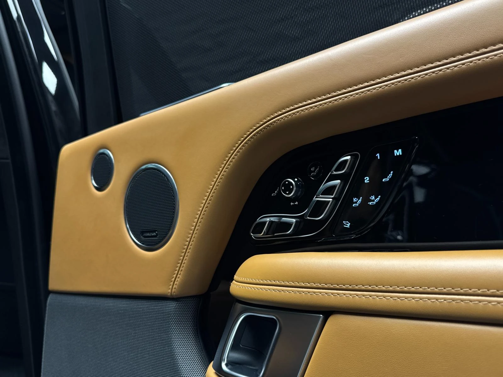 Land Rover Range rover AUTOBIOGRAPHY L SDV8 3xTV* Meridian* Massage* FULL | Mobile.bg   15