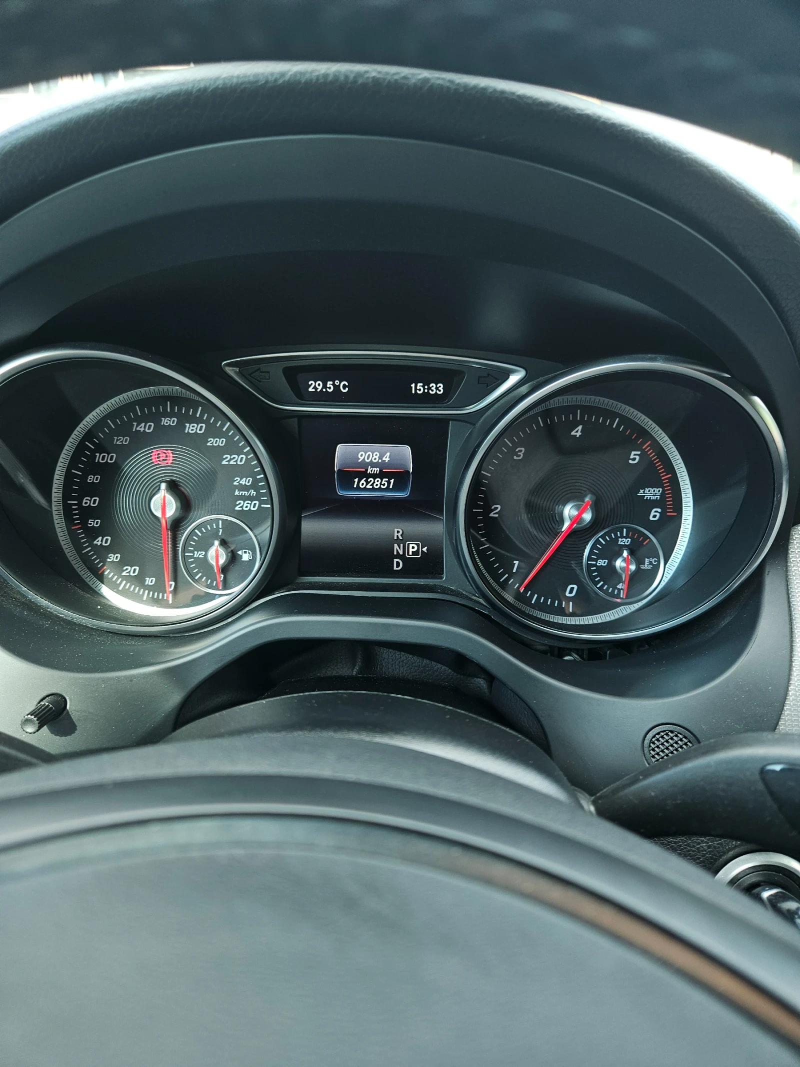 Mercedes-Benz GLA 220  - изображение 2