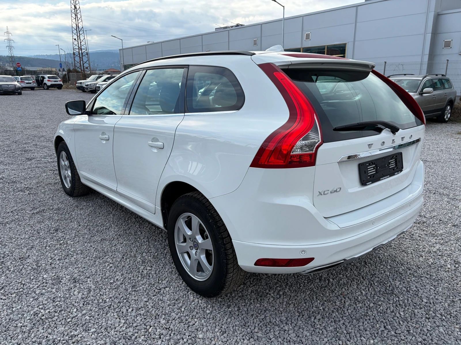 Volvo XC60 2.4D4-163k.c.Momentum 4WD /182000km./ - изображение 4