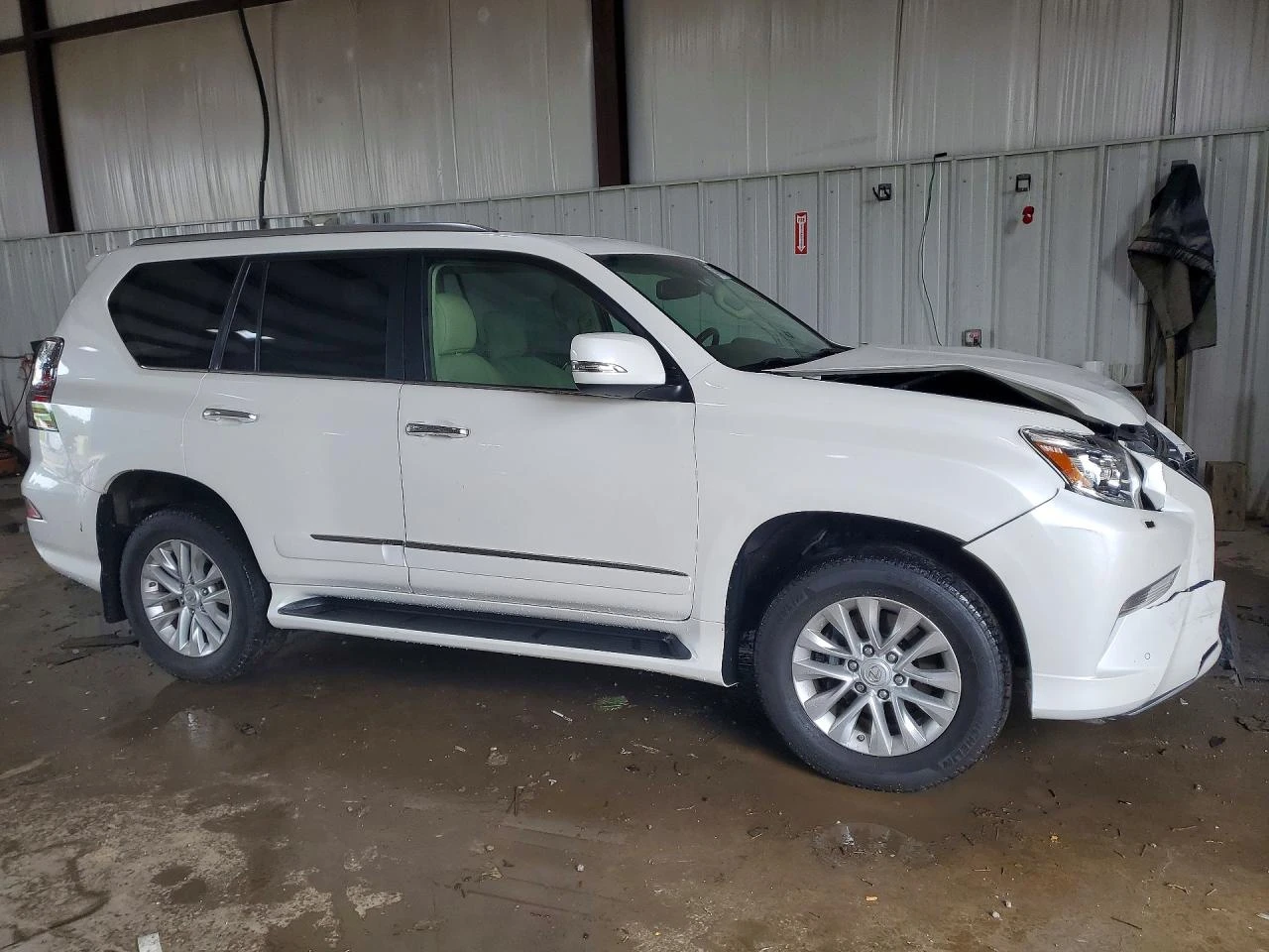 Lexus GX 460 ОПЦИЯ ЗА АВТОКРЕДИТ, снимка 4 - Автомобили и джипове - 54930196