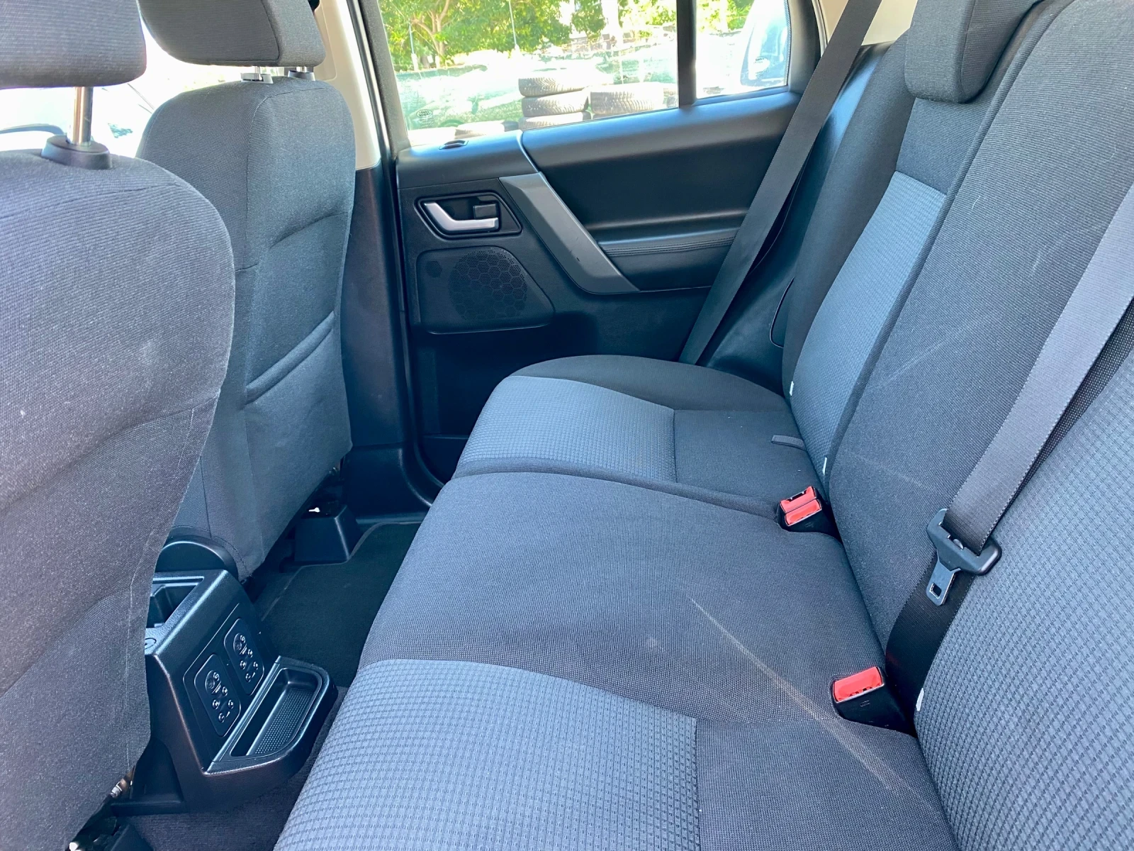 Land Rover Freelander, снимка 7 - Автомобили и джипове - 55015624