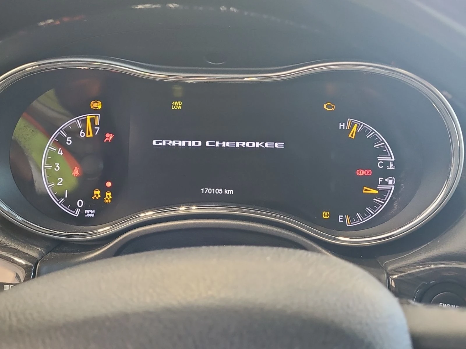 Jeep Grand cherokee * OVERLAND * АВТОКРЕДИТ БЕЗ ПЪРВОНАЧАЛНА ВНОСКА* , снимка 9 - Автомобили и джипове - 55693172