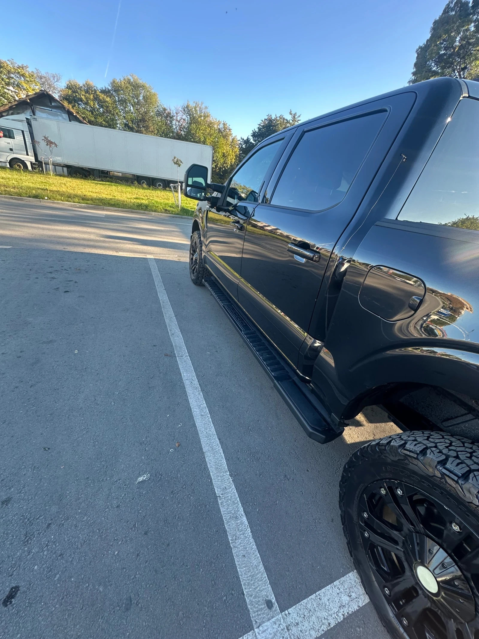 Ford F150 5.0 Lariat, снимка 3 - Автомобили и джипове - 56277678