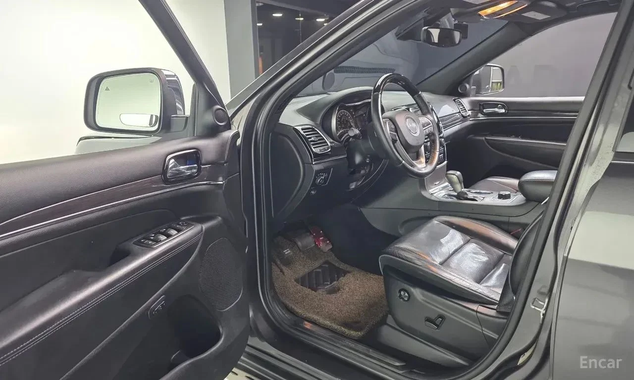 Jeep Grand cherokee, снимка 5 - Автомобили и джипове - 56706807