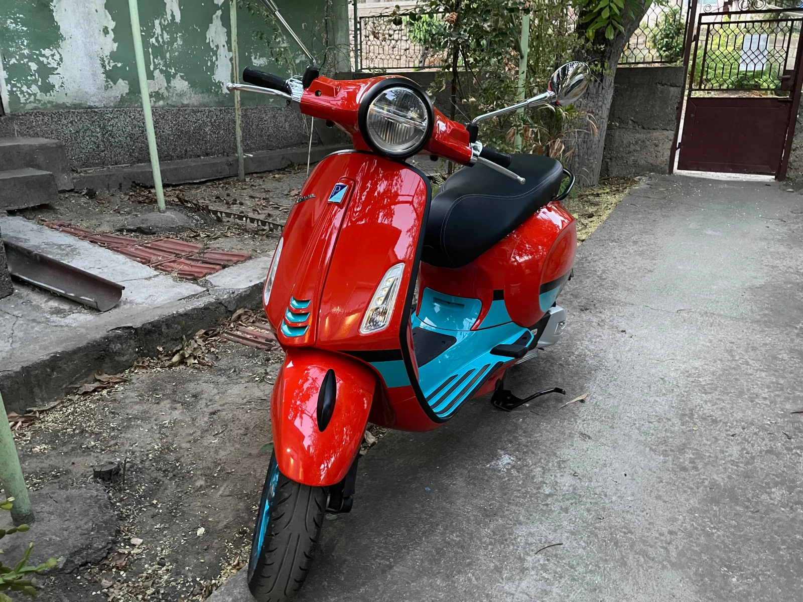 Vespa Primavera 150 840km, снимка 2 - Мотоциклети и мототехника - 56128872