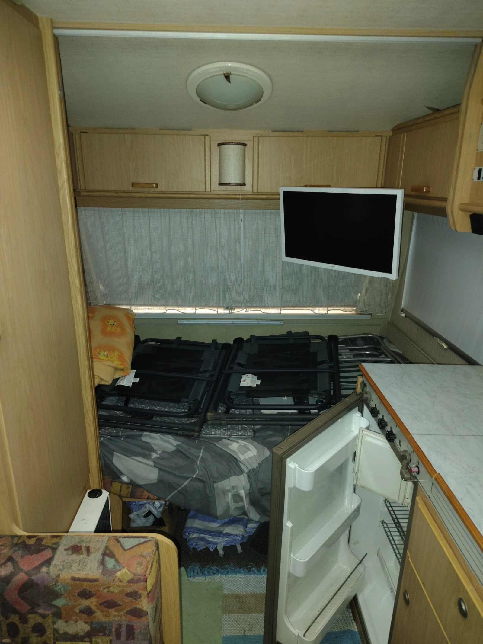 Каравана Chateau 380, снимка 2 - Каравани и кемпери - 55713530