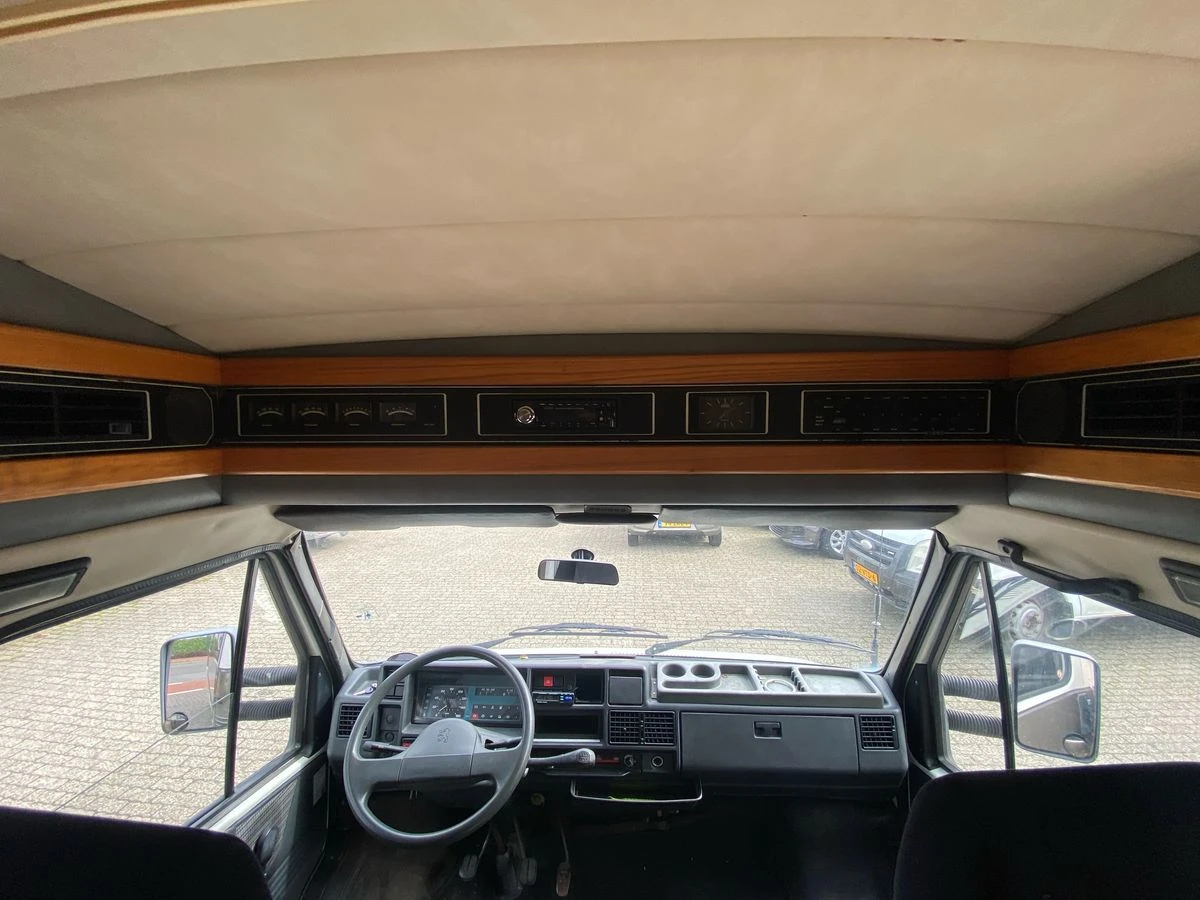 Кемпер Peugeot  J5 2.5 Diesel 1800 Hobby 600:, снимка 4 - Каравани и кемпери - 55895913