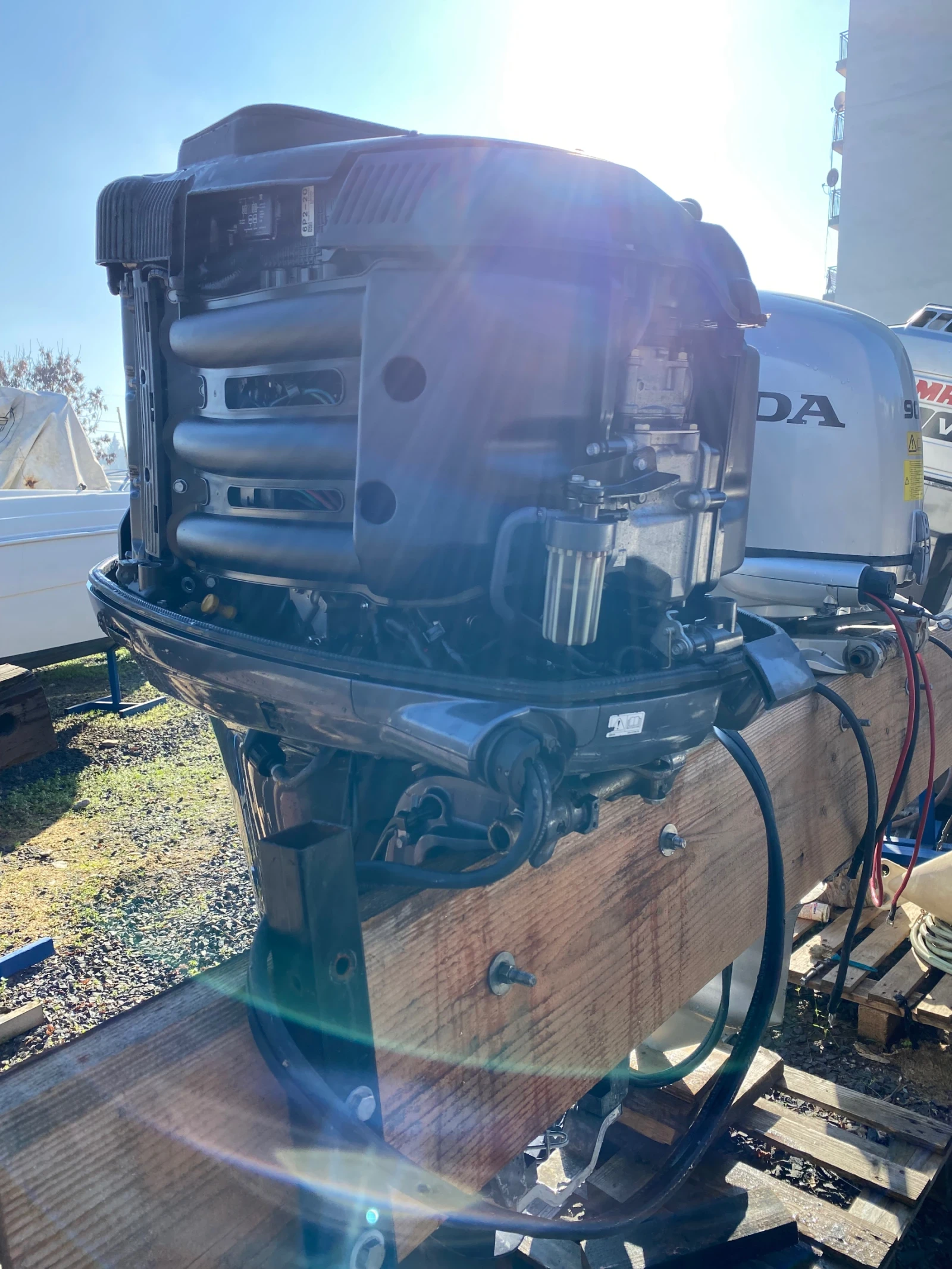 Извънбордов двигател Yamaha F250 - изображение 4