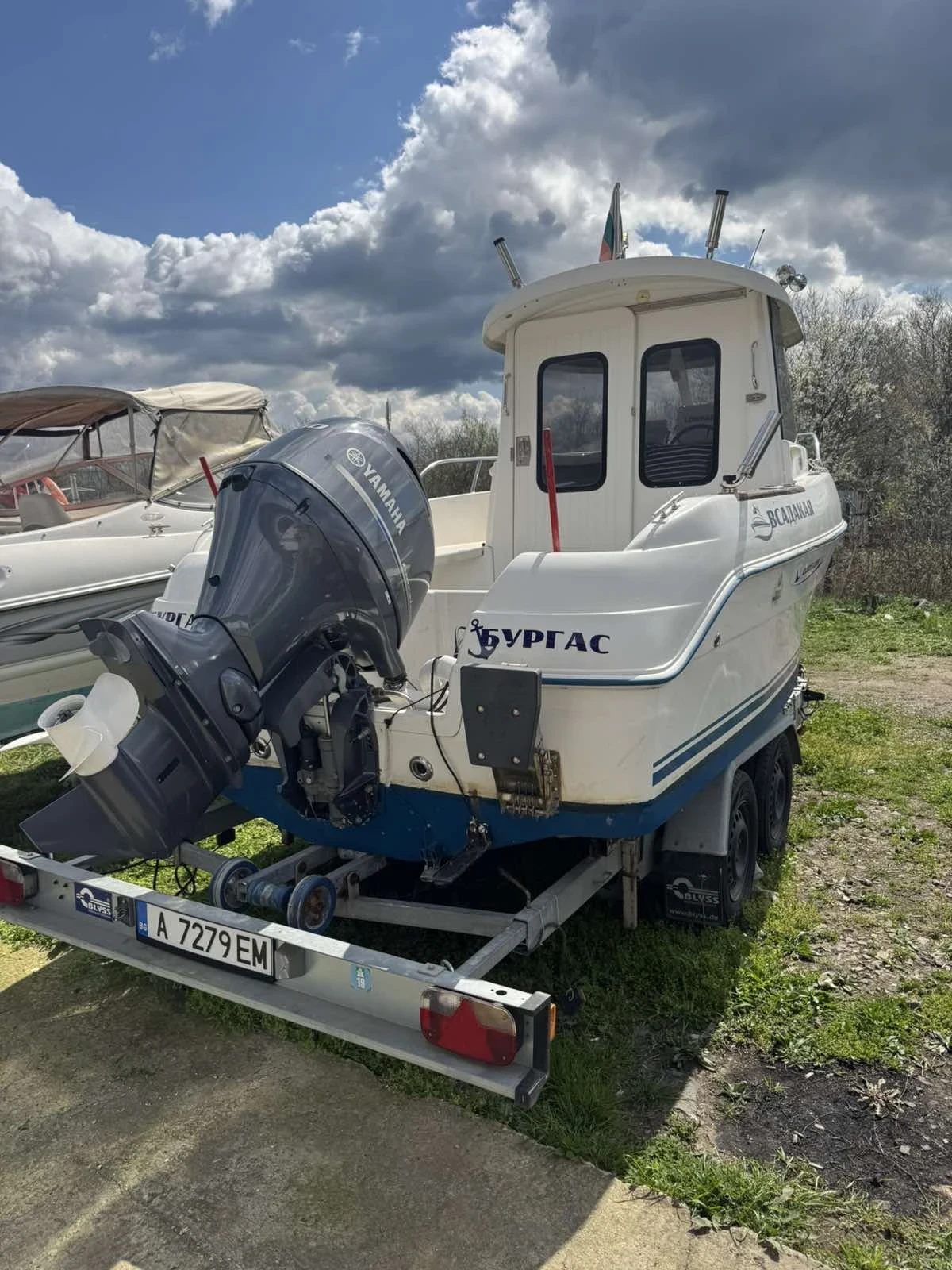 Моторна яхта Quicksilver 500, снимка 10 - Воден транспорт - 53950814