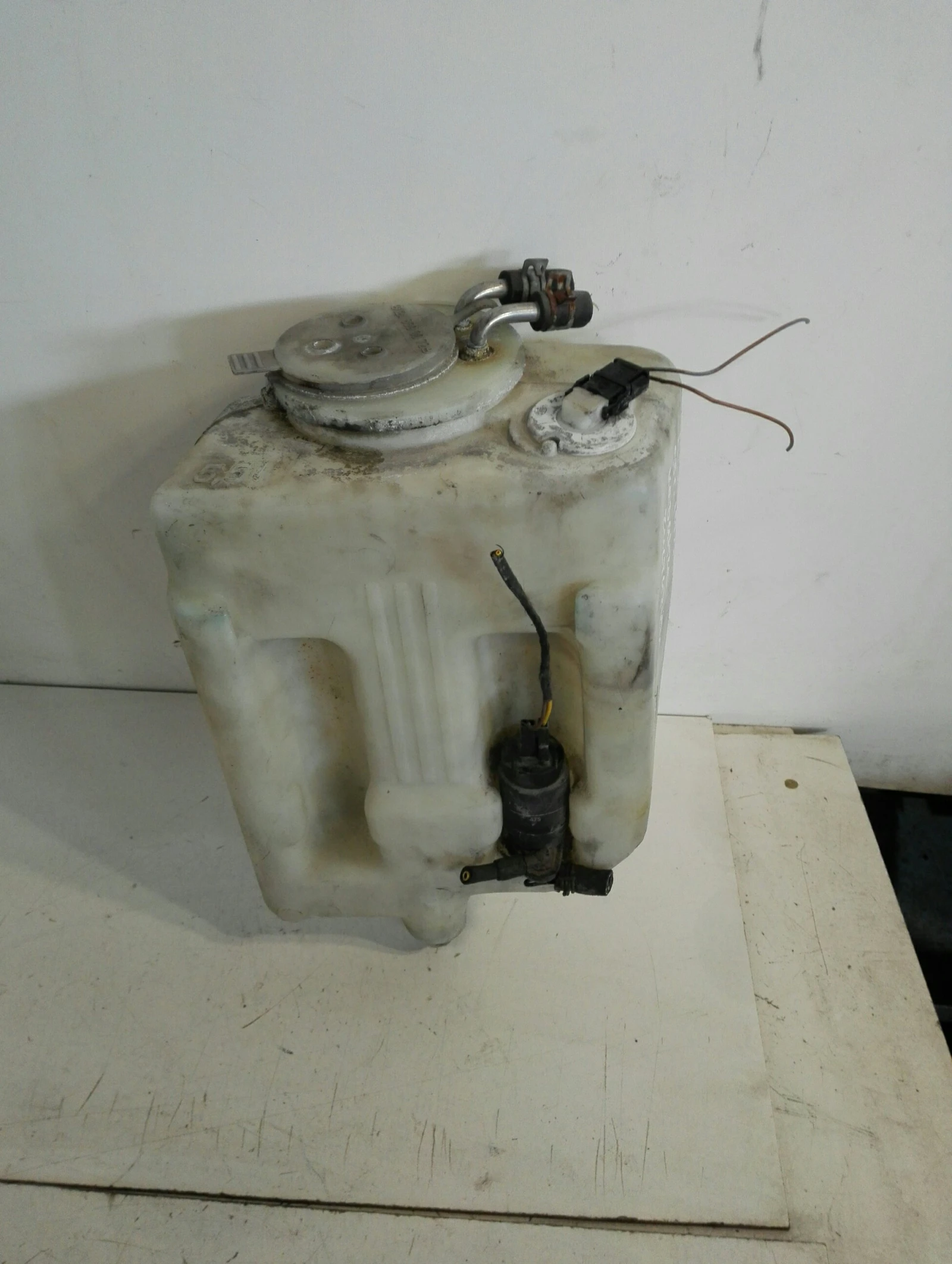 ������� �������� �������� �200 ��������� 2.0� | Mobile.bg � ����������� 1