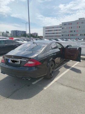 Mercedes-Benz CLS 500 V8 | AMG Package | Бордо салон | Стъклопакет | LPG, снимка 4