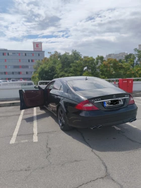 Mercedes-Benz CLS 500 V8 | AMG Package | Бордо салон | Стъклопакет | LPG, снимка 6