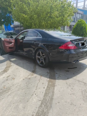 Mercedes-Benz CLS 500 V8 | AMG Package | Бордо салон | Стъклопакет | LPG, снимка 1