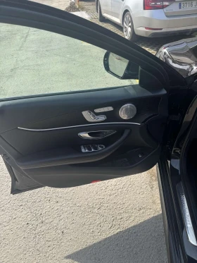 Mercedes-Benz E 220 W-213 AMG-LINE, снимка 9