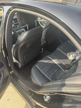 Mercedes-Benz E 220 W-213 AMG-LINE, снимка 5