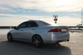 Honda Accord 2.4 i-vtec | РЕАЛНИ КИЛОМЕТРИ | СЕРВИЗНА ИСТОРИЯ  - 9400 лв. / 4806.14 € - 81633962 3