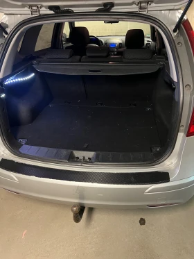 Hyundai I30 1.4i ФЕЙСЛИФТ на 76 000 км, снимка 14
