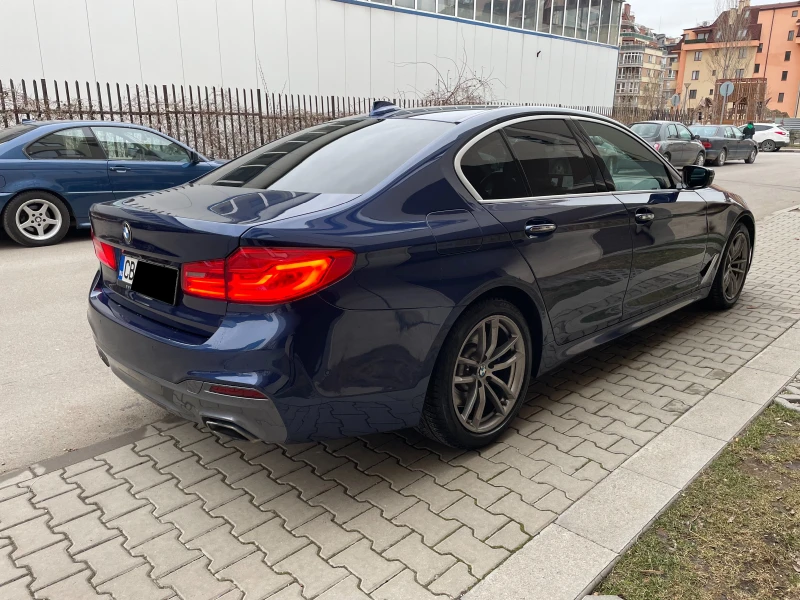 BMW 530 i xDrive M Sport Paket, снимка 3 - Автомобили и джипове - 47469476