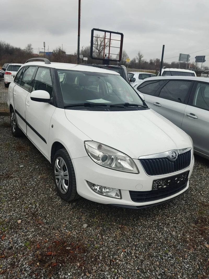 Skoda Fabia 1.6Tdi, снимка 9 - Автомобили и джипове - 47994294