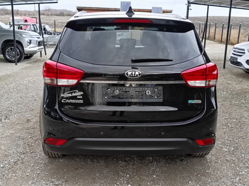 Kia Carens 1.7crdi Автоматик, снимка 5 - Автомобили и джипове - 47996293