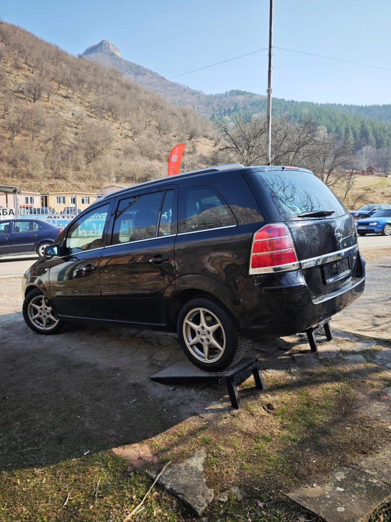 Opel Zafira 1.9CDTI АВТОМАТ, снимка 5 - Автомобили и джипове - 49465998