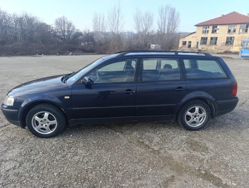 VW Passat, снимка 3 - Автомобили и джипове - 49507053