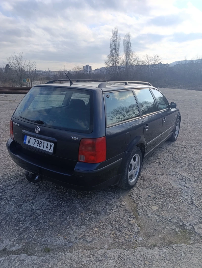 VW Passat, снимка 6 - Автомобили и джипове - 49507053