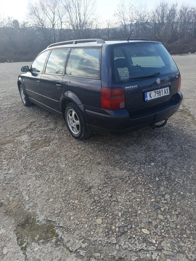 VW Passat, снимка 4 - Автомобили и джипове - 49507053