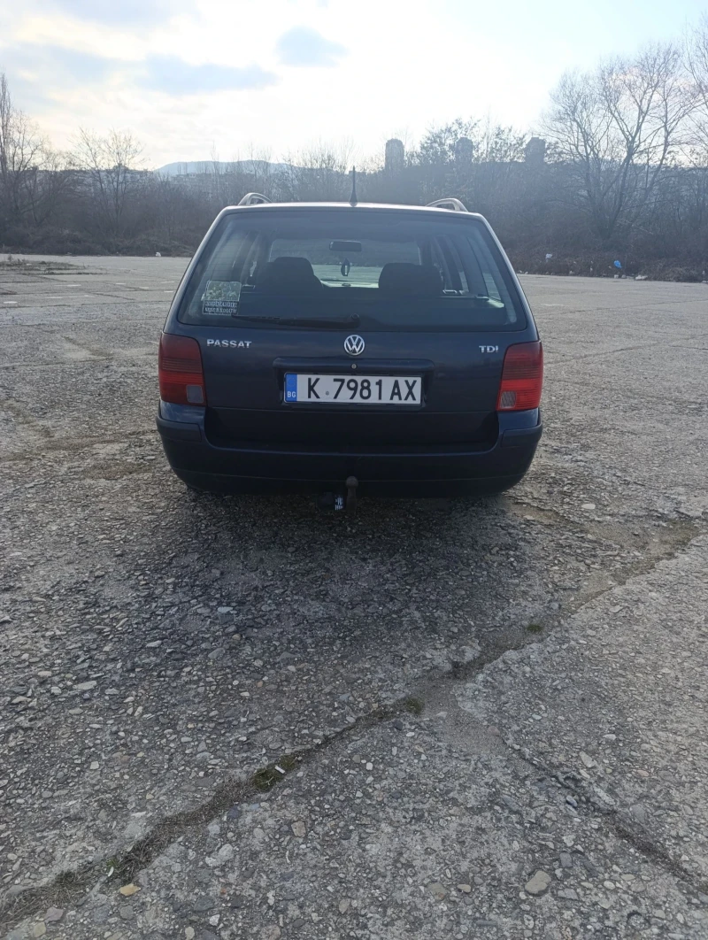 VW Passat, снимка 5 - Автомобили и джипове - 49507053