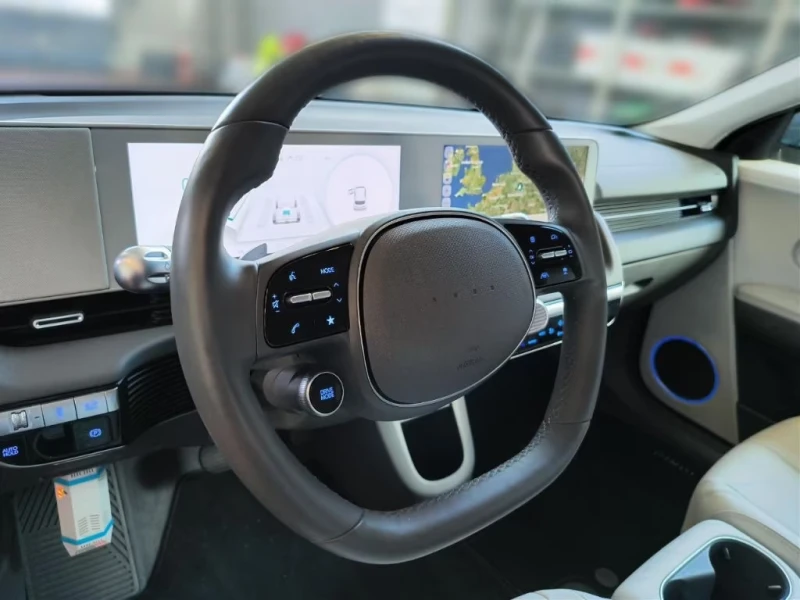 Hyundai Ioniq 5 TECHNIQ/325HP/4WD/360/NAVI/LED/KLESS/AMBI/529g, снимка 9 - Автомобили и джипове - 52237117