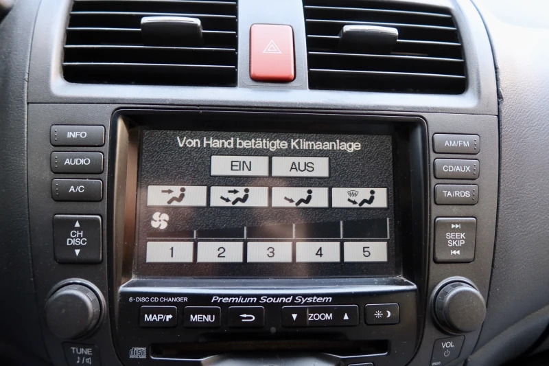 Honda Accord 2.4 i-vtec | РЕАЛНИ КИЛОМЕТРИ | СЕРВИЗНА ИСТОРИЯ , снимка 11 - Автомобили и джипове - 52249549