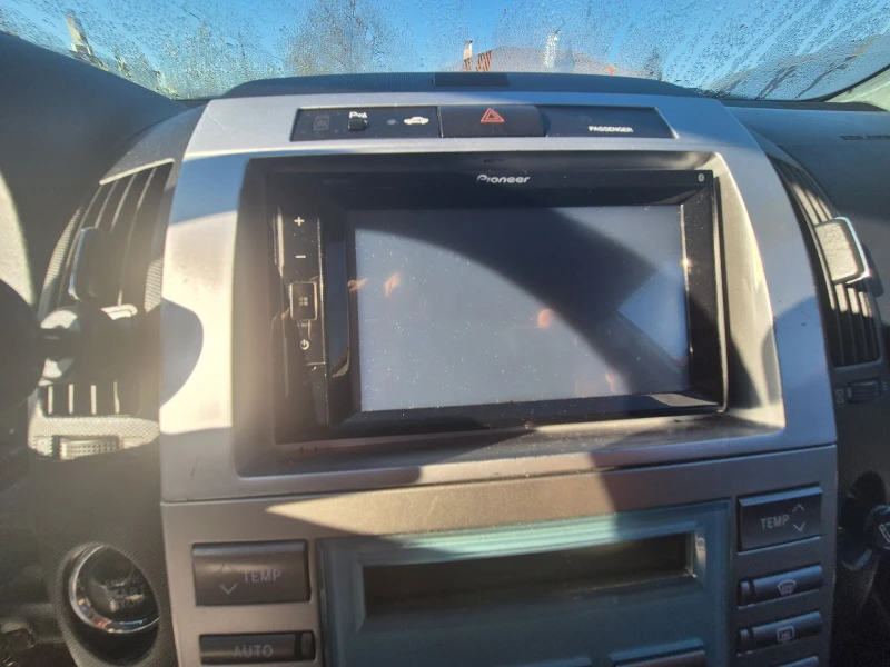 Toyota Corolla verso, снимка 7 - Автомобили и джипове - 52393796