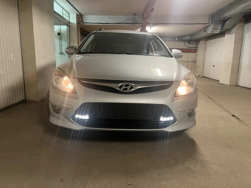 Hyundai I30 1.4i ФЕЙСЛИФТ на 76 000 км, снимка 2 - Автомобили и джипове - 52435317