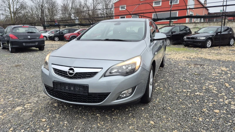 Opel Astra 1.4 NAVIGACIA, снимка 2 - Автомобили и джипове - 52670460