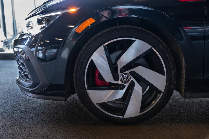 VW Golf 8 GTI, снимка 16 - Автомобили и джипове - 52777501