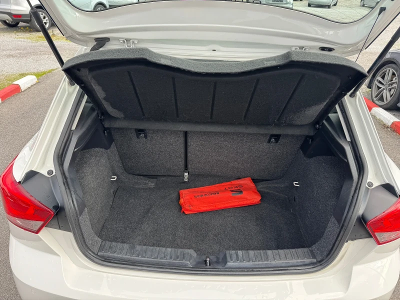 Seat Ibiza 1.6 TDI Style, снимка 14 - Автомобили и джипове - 53102777