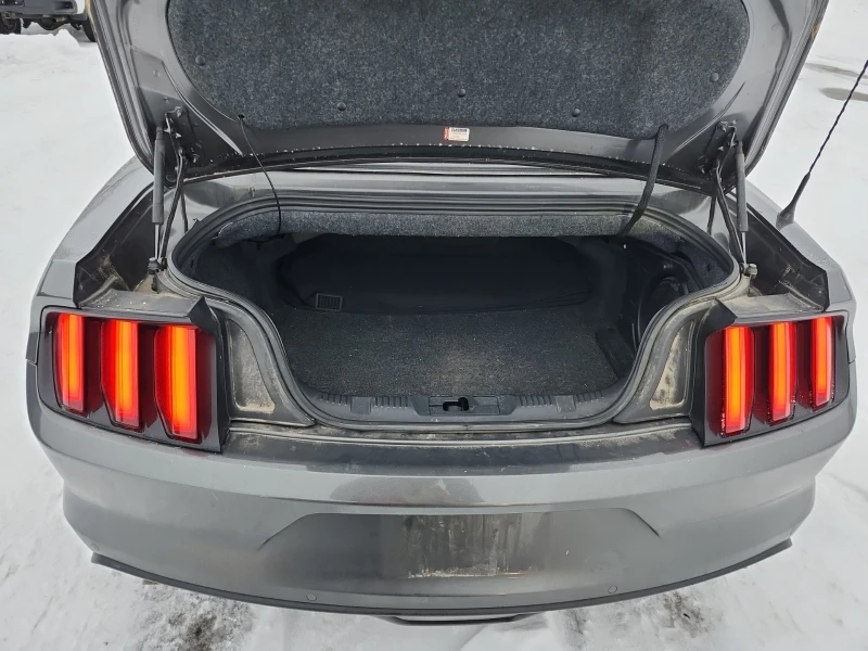 Ford Mustang GT Premium| 5.0L| RWD| CARFAX| 2 Keys| , снимка 5 - Автомобили и джипове - 53507290