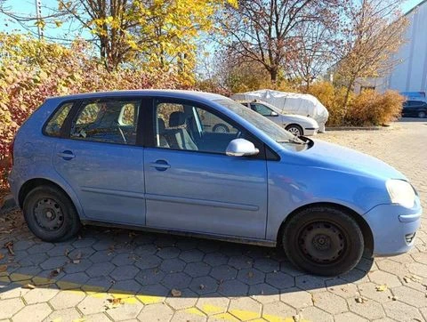 VW Polo, снимка 3 - Автомобили и джипове - 48005396