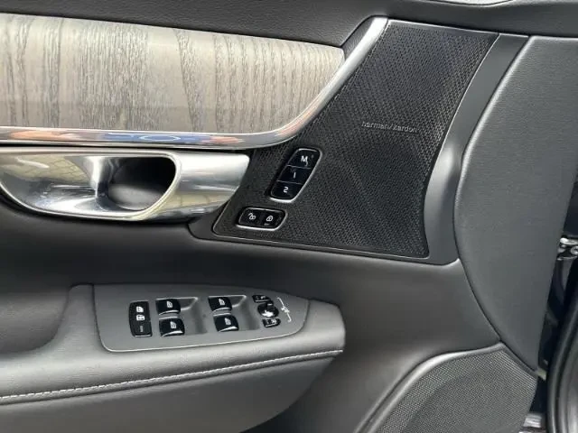 Volvo V90 Cross Country B5 = Plus = Гаранция, снимка 4 - Автомобили и джипове - 53591838